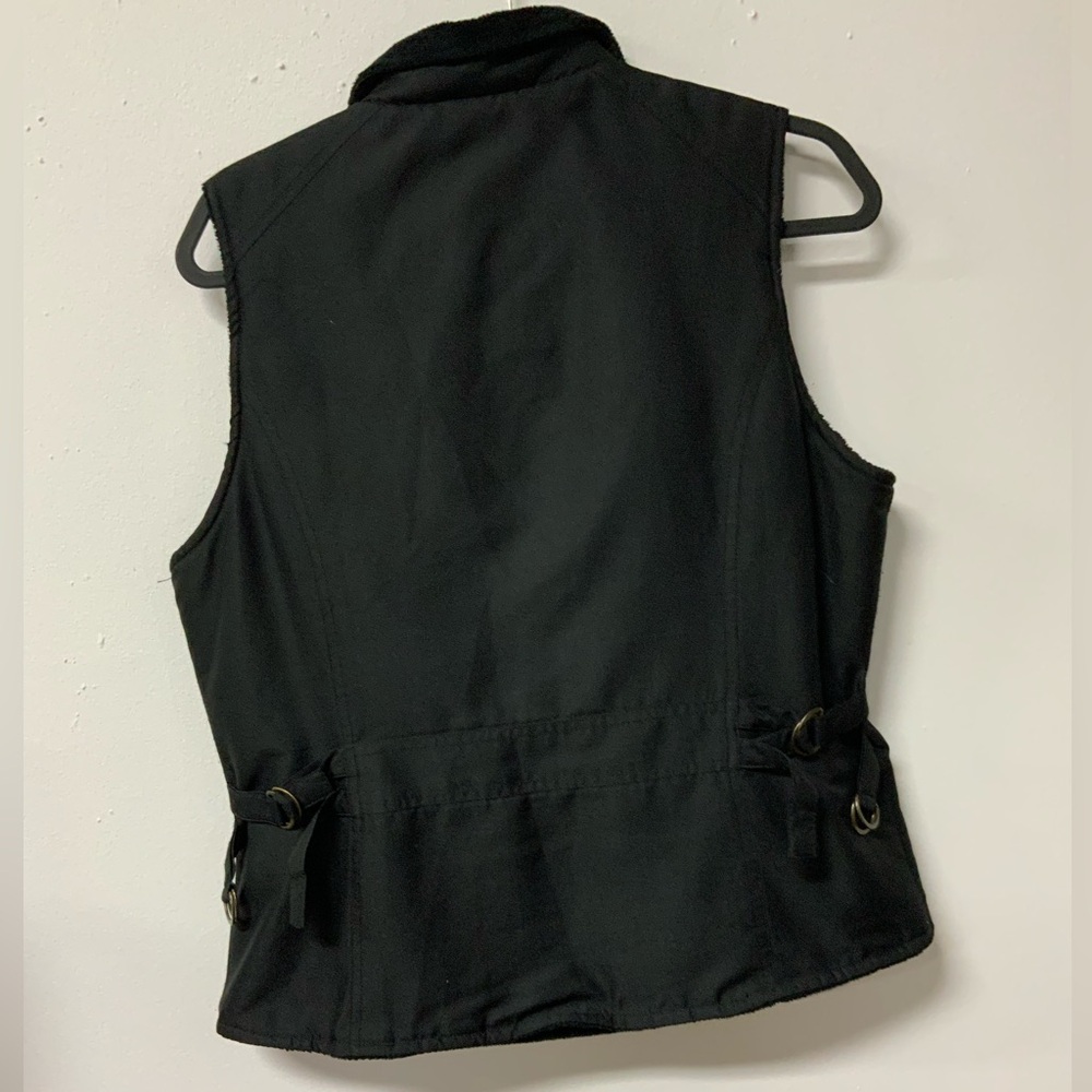 TRIBAL VEST - Picture 3 of 3